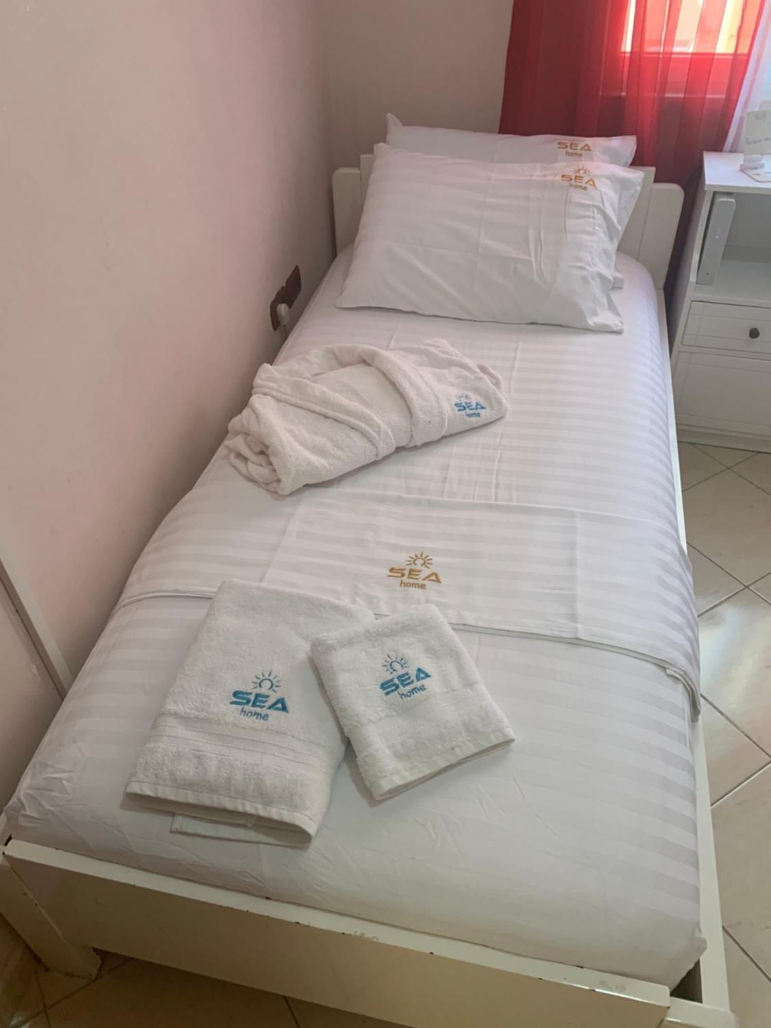 Lungomare Apartment Sea Home Avlonya Dış mekan fotoğraf